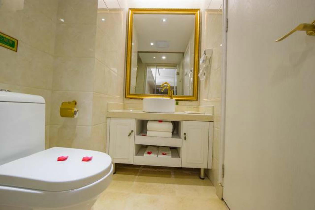Vienna Hotel Guilin Mixc Mall מראה חיצוני תמונה